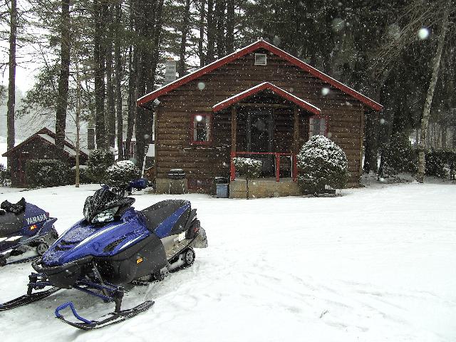 Winter Lodging on the Warren County Snowmobile Trail